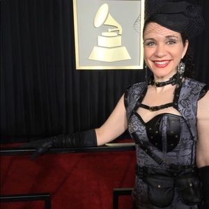 Steampunk/goth corset & jacket!